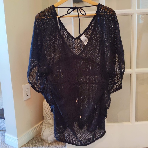 Women's Black Lace Coverup - Picture 4 of 6